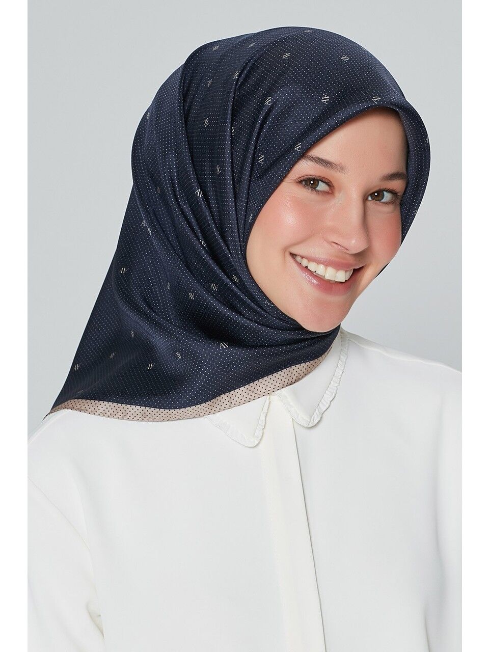 Armine Nostalji Sura İpek Eşarp 8259-09