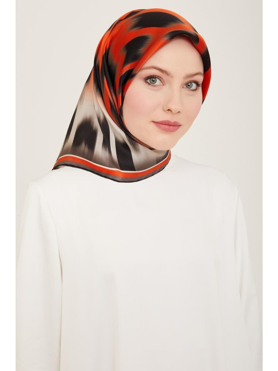Armine Nostalji Sura İpek Eşarp 9155-03