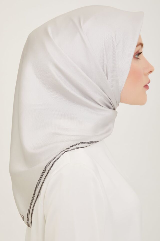 Belli Twill İpek Eşarp 4009-10